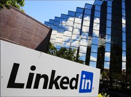 Screen shot of LinkedIn integration on CollegeRecruiter.com